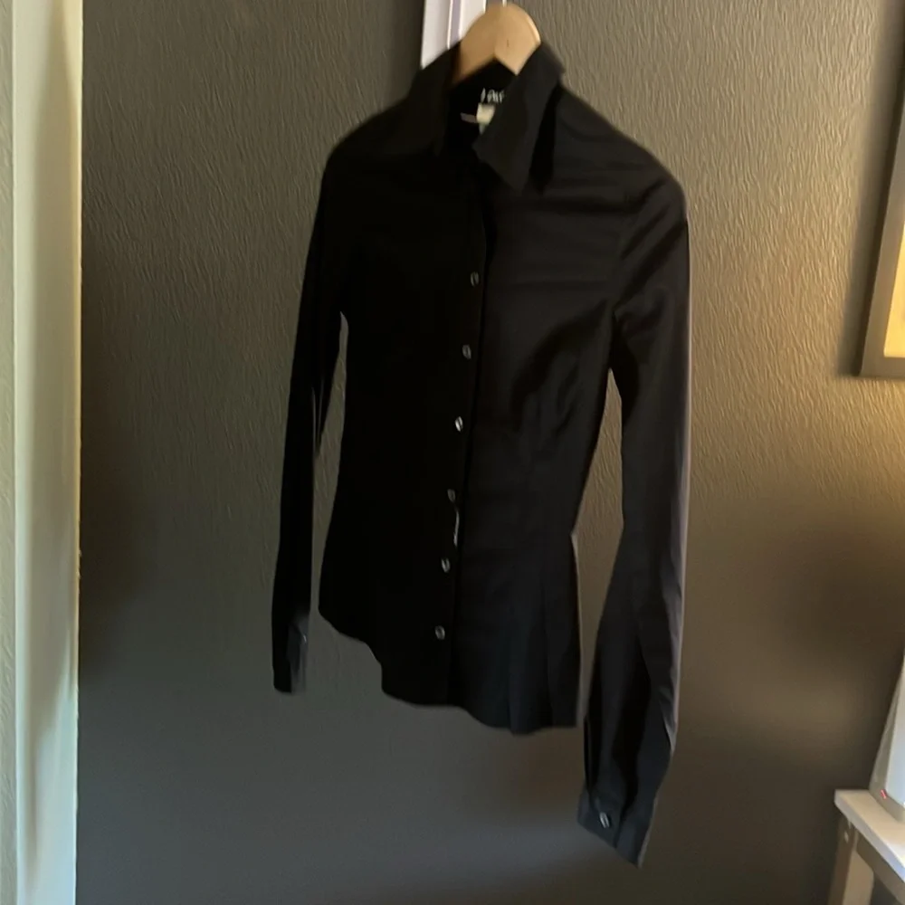 🛑 1 hour sale. D&G, women’s Black Button Down Shirt - Picture 14 of 14